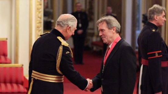 Принц Чарльз Уэльский вручил почетную награду известному голливудскому актеру