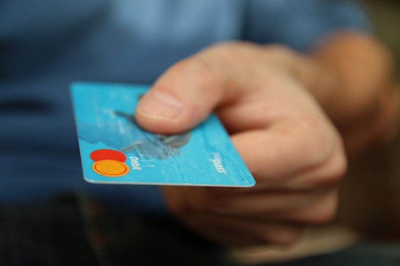 ЦБ предупредил о кражах с банковских карт