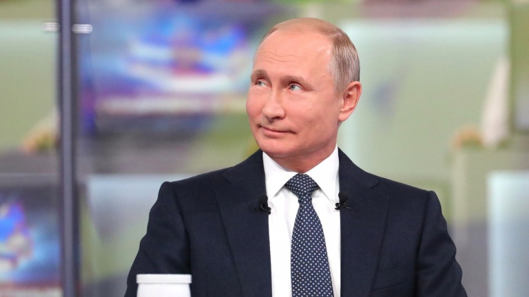 Путин посетит Крым и запустит две новые ТЭС
