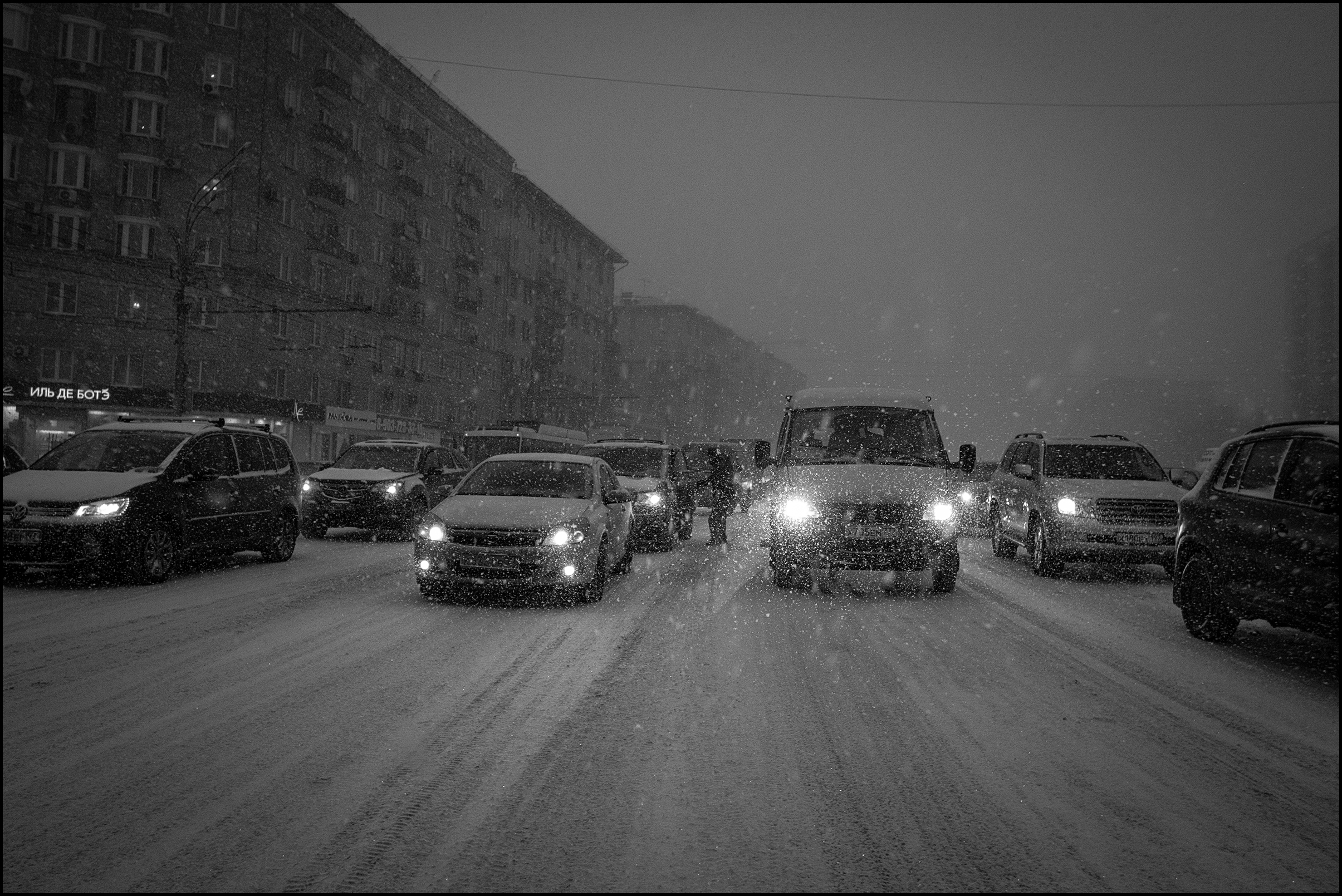 В России снизят скорость движения автомобилей зимой