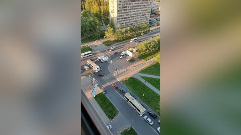 10 человек пострадали в ДТП с автобусом на проспекте Науки