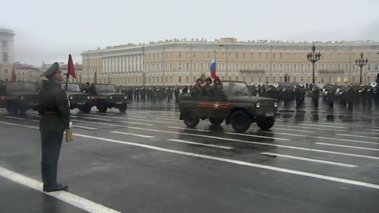 Центр Петербурга перекрыт из-за генеральной репетиции парада Победы