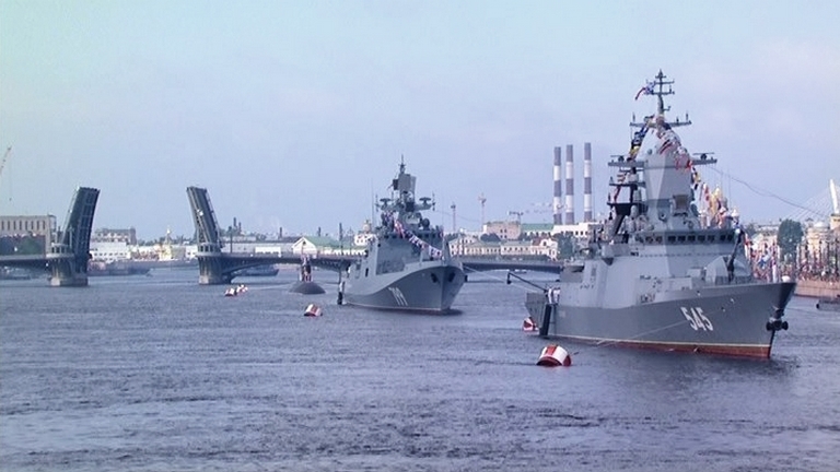 Вице-губернатор Любовь Совершаева в библиотеке Главного штаба ВМФ рассказала о подготовке к Военно-морскому параду