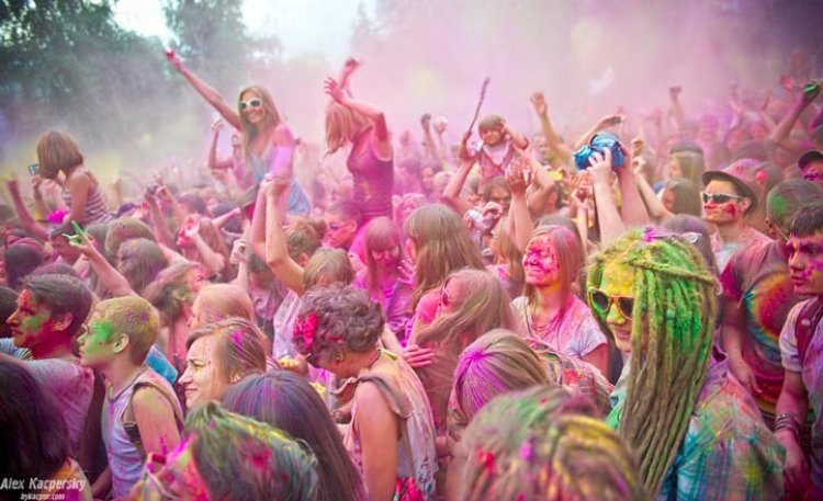 Фестиваль красок 2019 в Набережных Челнах