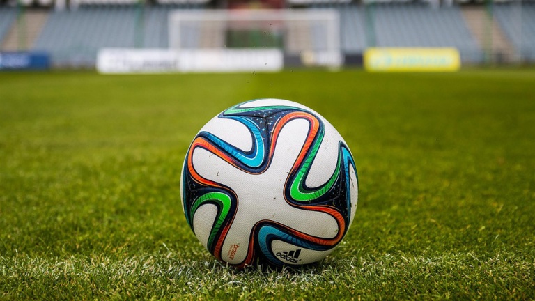 Послы Евро-2020 и звезды сборной России по футболу встретятся в матче легенд