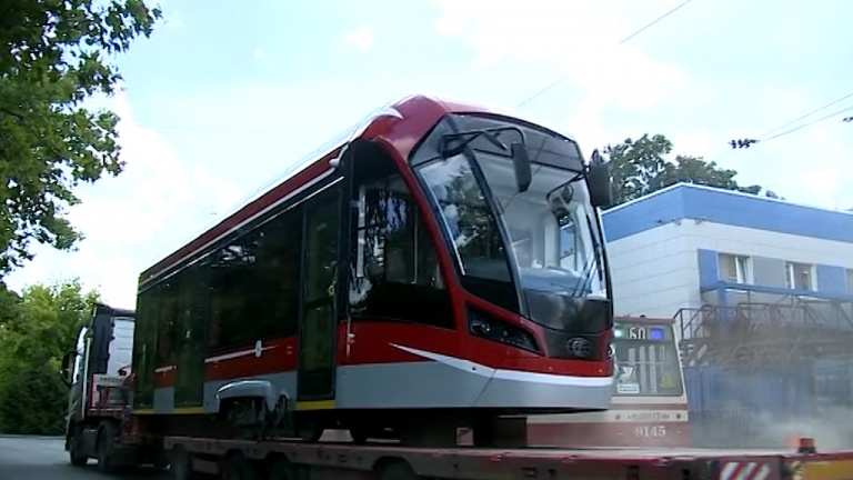 В Петербурге проходит презентация новых трамваев «Витязь-М»