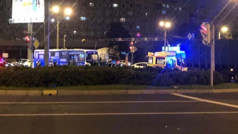 Пассажир маршрутки пострадал в ДТП во Фрунзенском районе