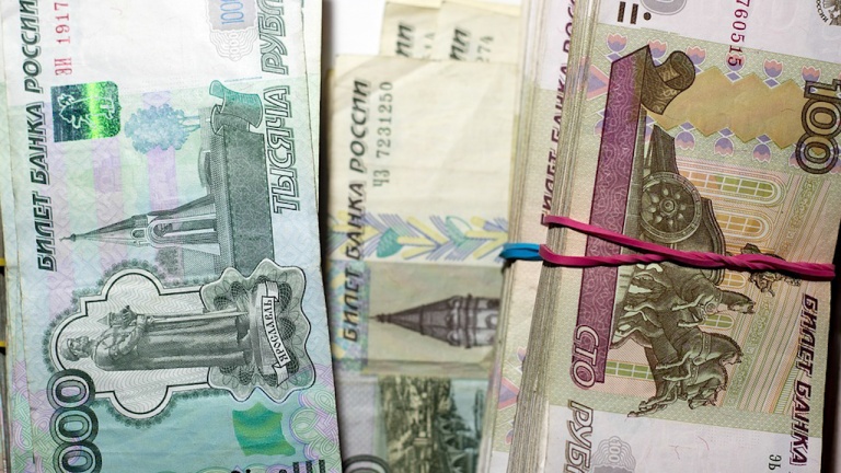Россияне остаются в тени. Объем серых зарплат достиг 13 трлн рублей