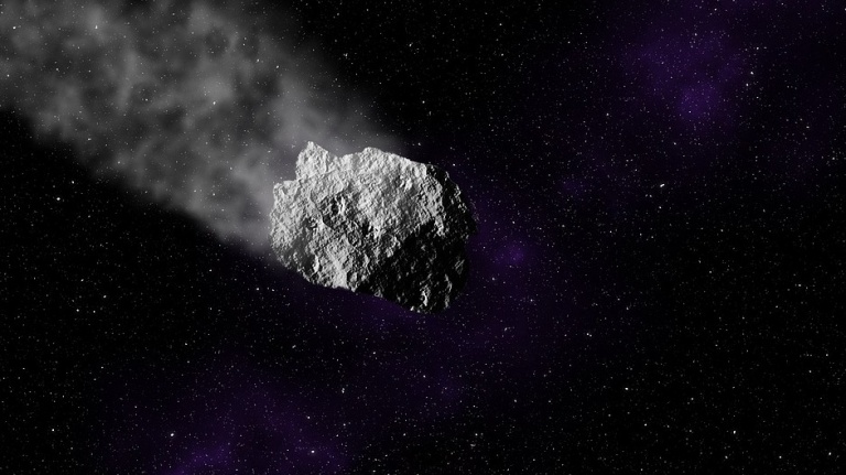 Астероид размером с египетскую пирамиду пролетит сегодня мимо Земли