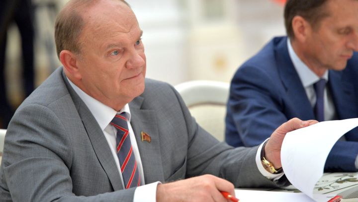 Зюганов прокомментировал решение Бортко сняться с выборов губернатора