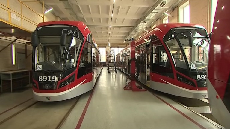 В Петербурге презентовали новые трамваи «Витязь-М»