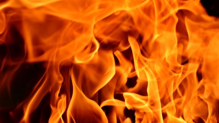 В Ленобласти в результате пожара погиб мужчина и трехлетний мальчик