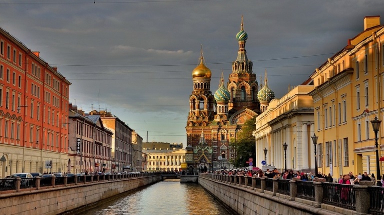 Солнце и плюс 25 градусов обещают в Петербурге во вторник