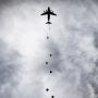 Женщины-парашютиски ЗВО отметят 8 марта 8-тысячным прыжком