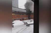 Пожар в здании на Ленинском проспекте локализовали