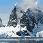 Ученые рассказали, почему российская Арктика тает быстрее американской