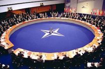 МИД России заявил о прекращении сотрудничества с НАТО
