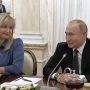 Путин заявил, что необходимо укреплять команду в Петербурге