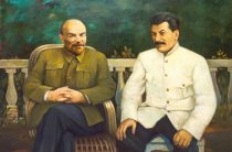 Почему Россия хочет сегодня видеть главой Сталина, а не Ленина?