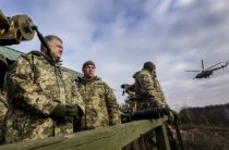 Порошенко поддержал предложение СНБО о введении военного положения