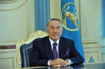 Назарбаев подписал закон о регулировании цен на лекарства в Казахстане