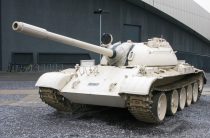 Дуэль двух советских танков в Ливии попала на видео
