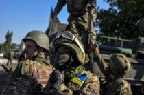 Военное положение в Украине 2018 — что это и зачем, выезд и граница, новости, видео