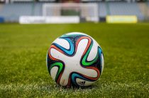 Послы Евро-2020 и звезды сборной России по футболу встретятся в матче легенд