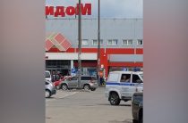 В Петербурге эвакуировали посетителей «Максидома» на Дунайском