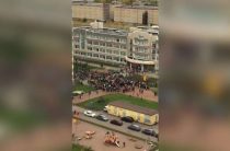 На Маршала Казакова эвакуируют школу