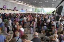 Застрявших в Болгарии петербургских туристов обещают вернуть домой до конца дня